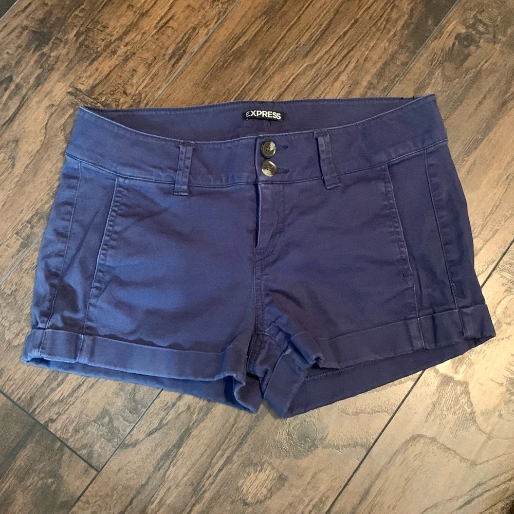 Express Shorts